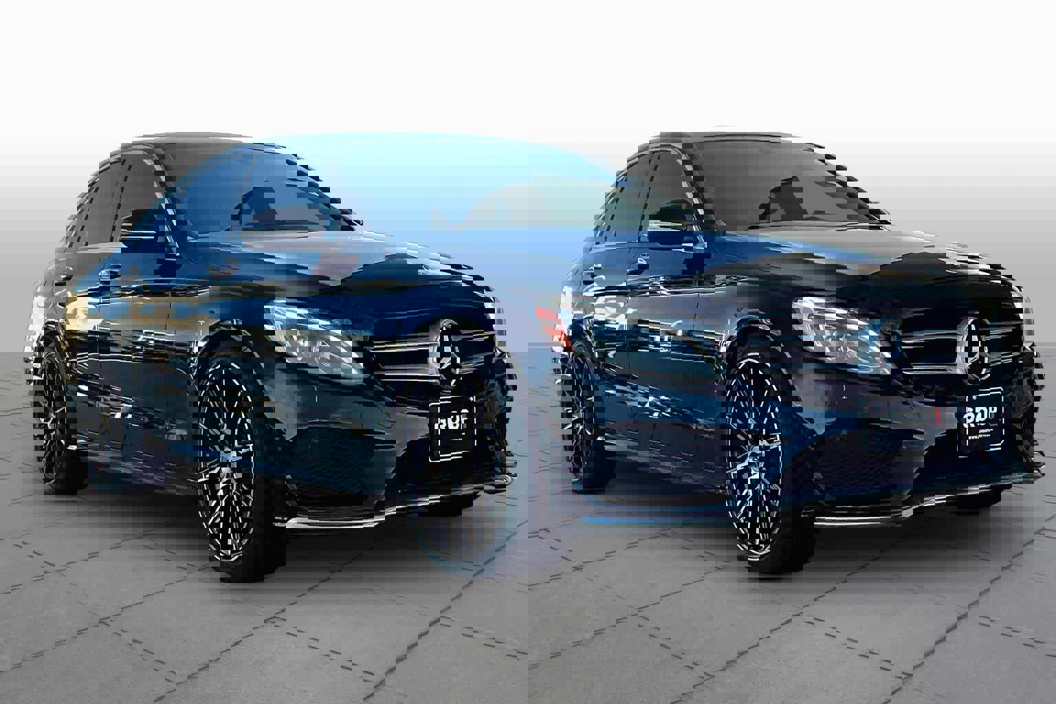 Certified 2015 Mercedes-Benz C 400 4MATIC image 3