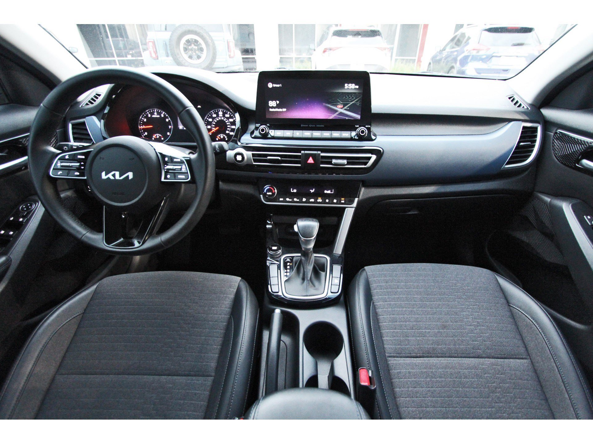 Certified 2022 Kia Seltos S FWD image 12