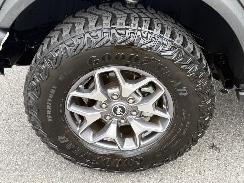Used 2025 Ford Bronco Badlands AWD/4WD image 11