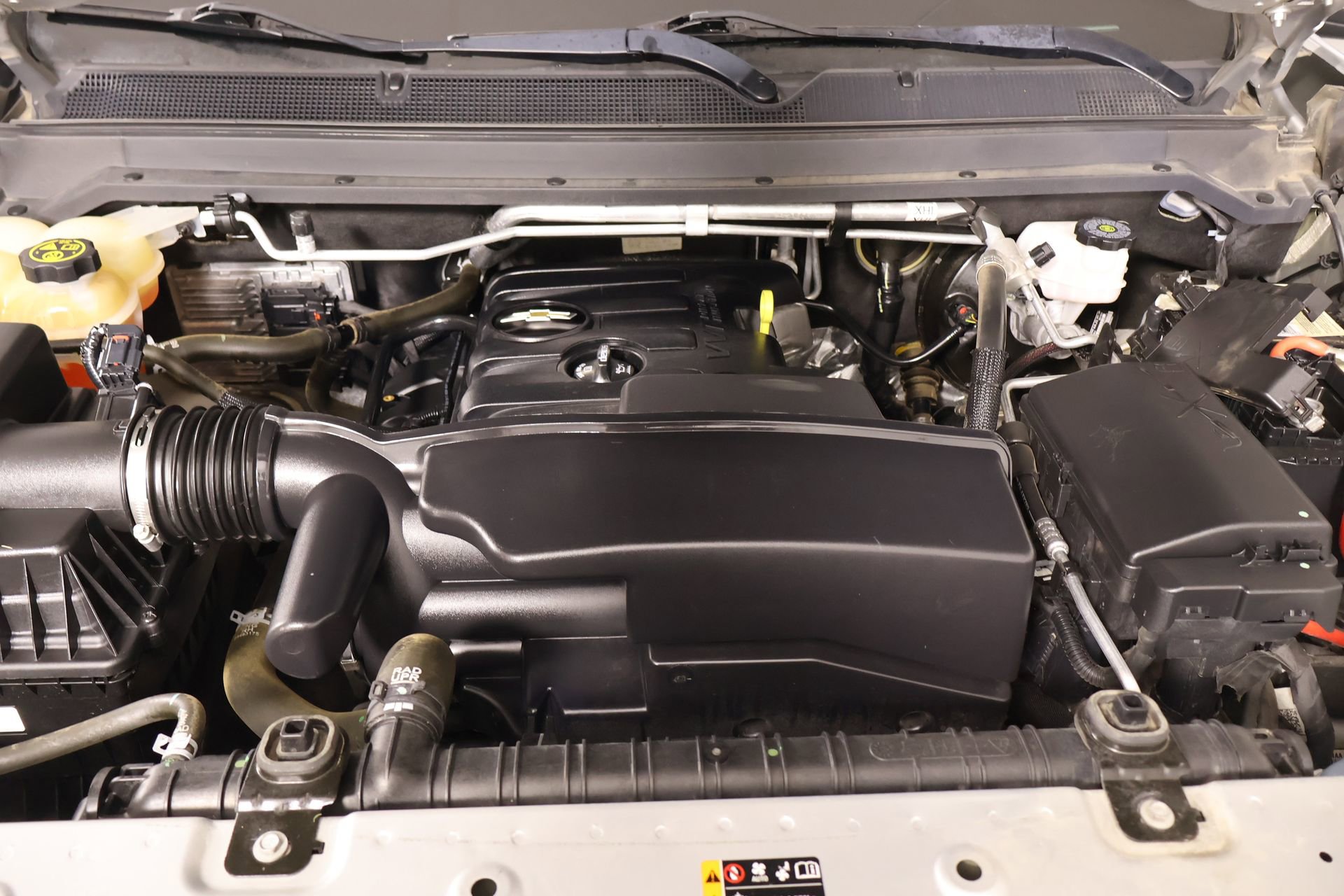 Used 2022 Chevrolet Colorado LT w/ Fleet Safety Package image 18