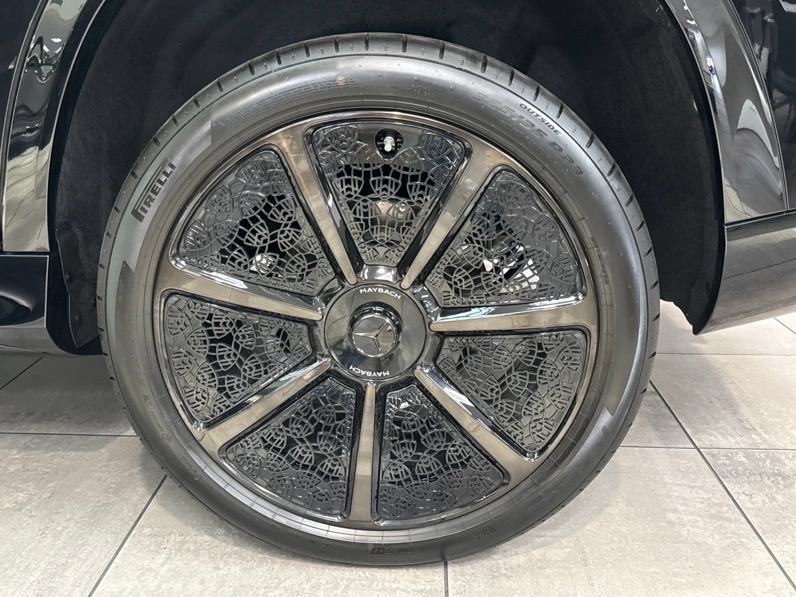 New 2026 Mercedes-Benz Maybach GLS 600 4MATIC image 8