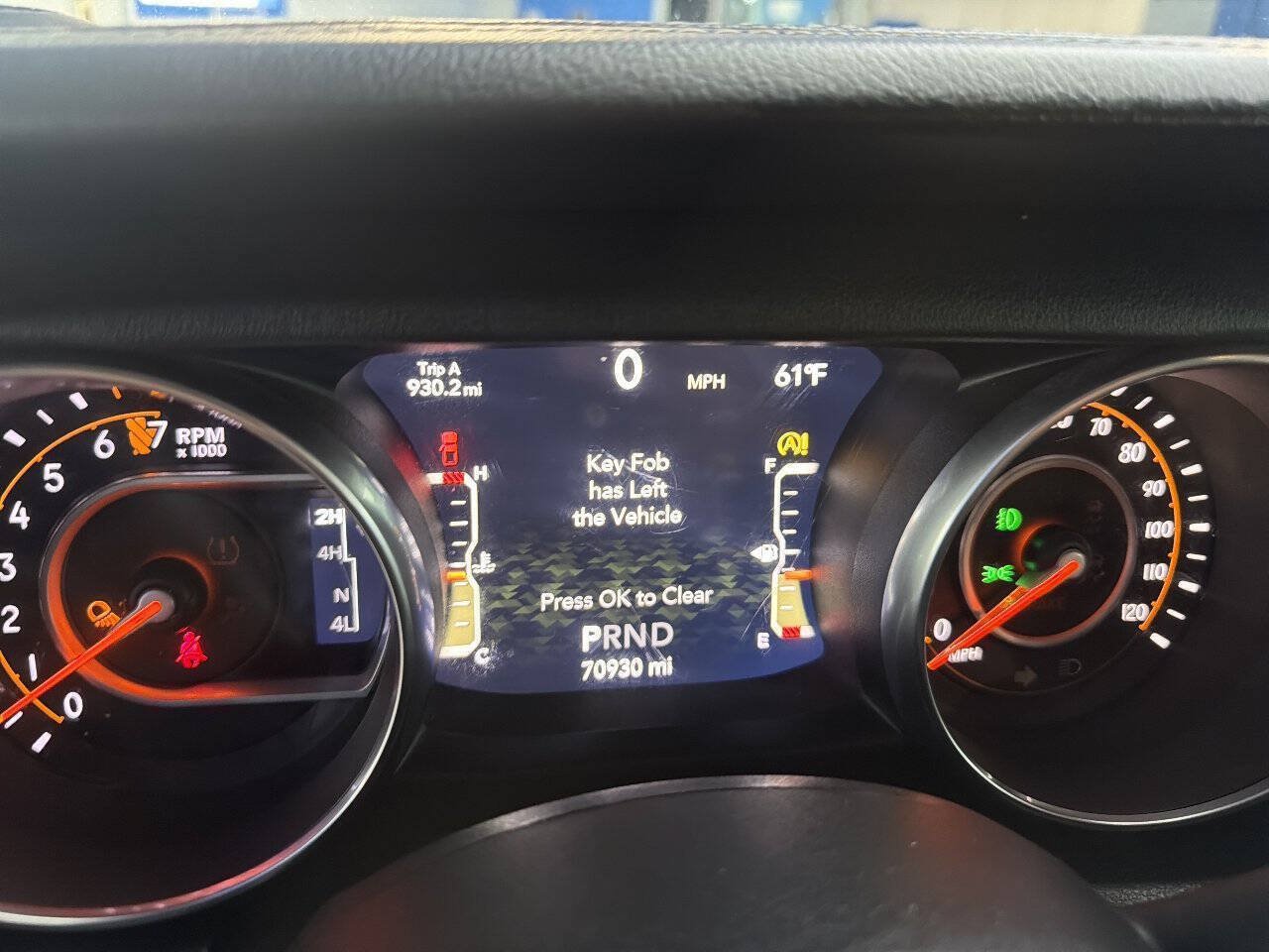 Used 2020 Jeep Gladiator Overland w/ Uconnect 4C Nav & Sound Group AWD/4WD image 23