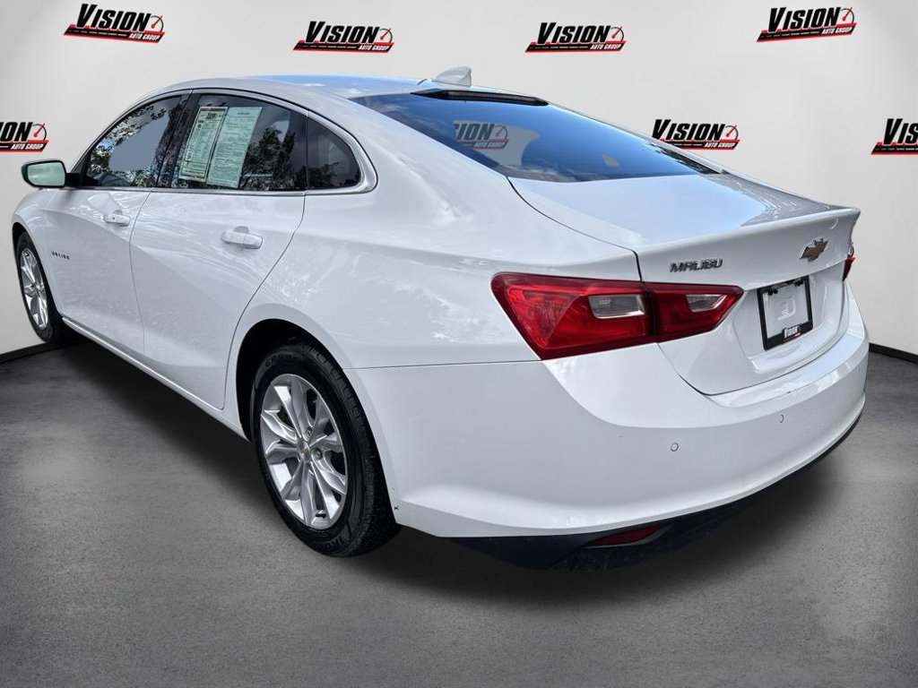 Used 2024 Chevrolet Malibu LT FWD image 2