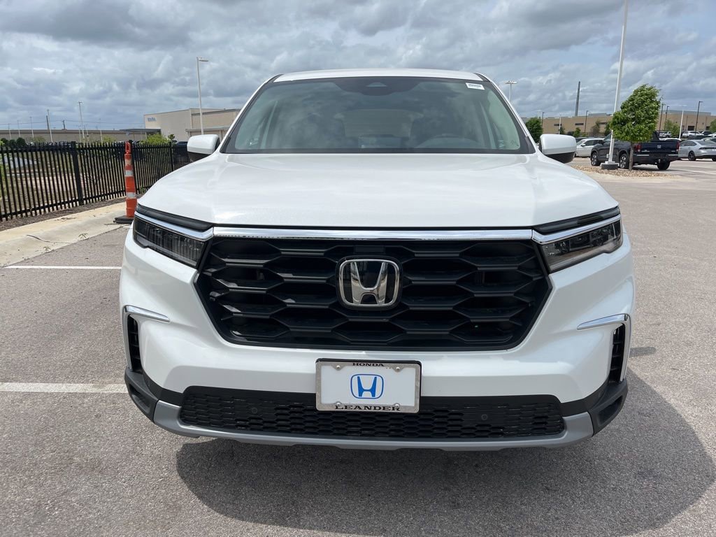 Certified 2025 Honda Pilot EX-L image 2