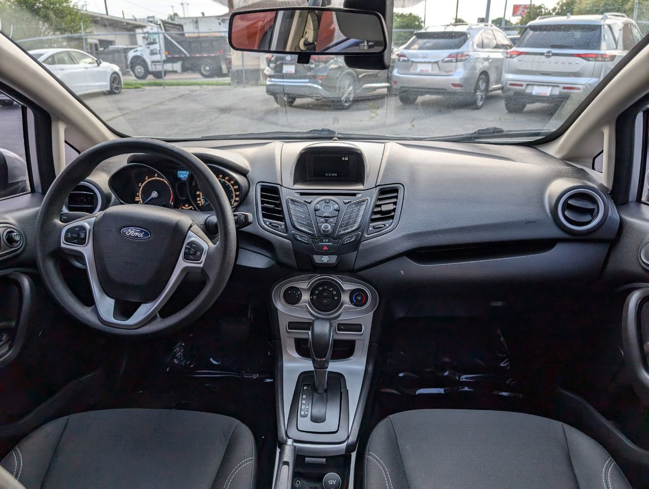 Used 2018 Ford Fiesta SE FWD image 14