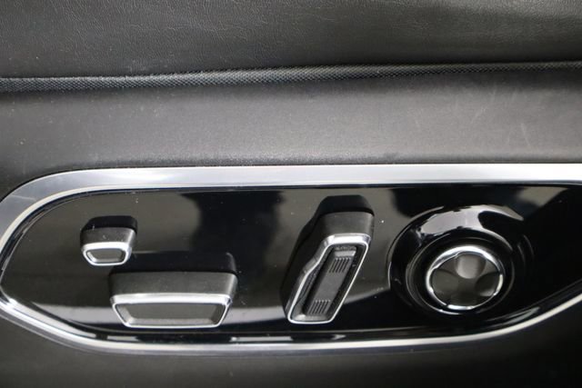 Used 2023 Jeep Grand Cherokee L Overland w/ Luxury Tech Group IV image 27