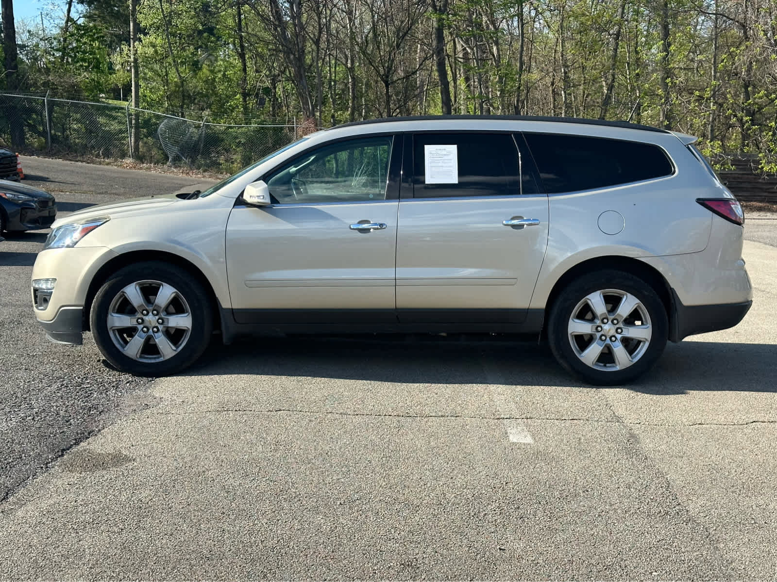 Used 2016 Chevrolet Traverse LT w/ Style and Technology Package AWD/4WD image 5