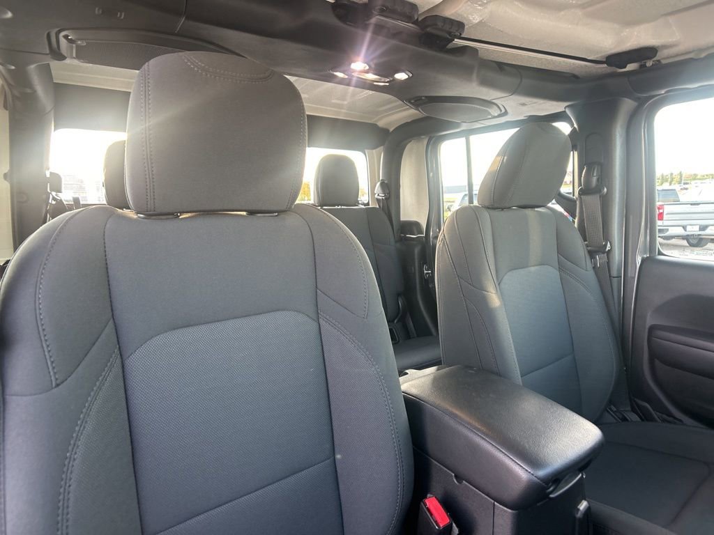 Used 2021 Jeep Gladiator Sport AWD/4WD image 42