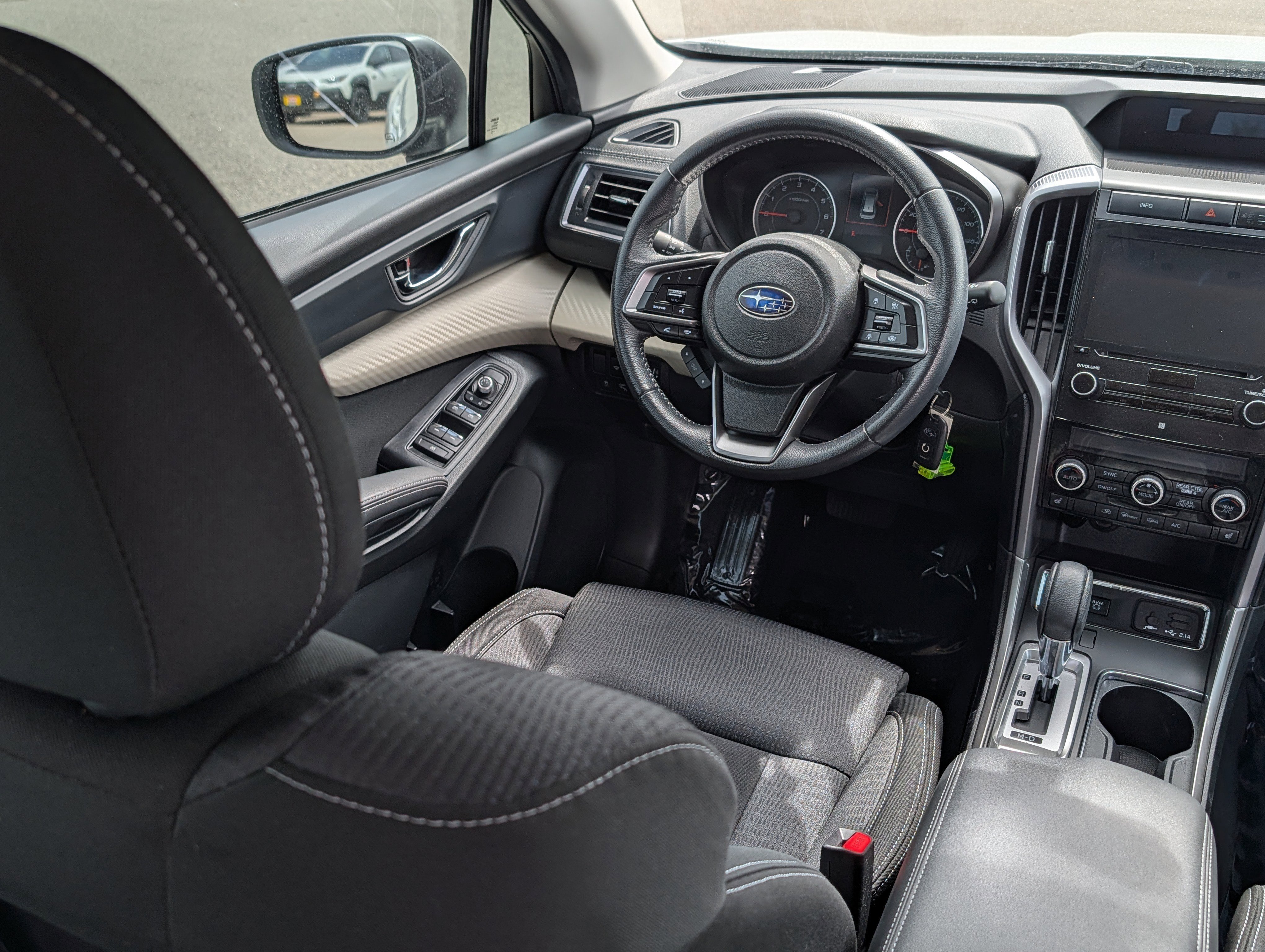 Used 2022 Subaru Ascent Premium image 9