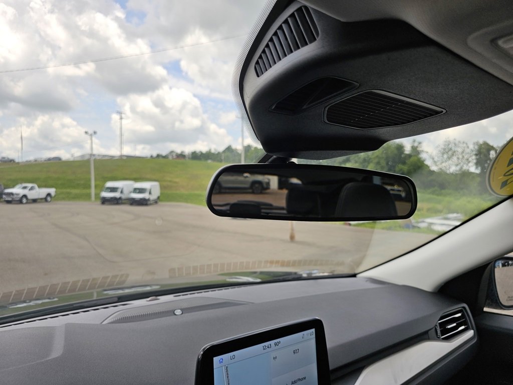 Used 2022 Ford Escape SEL w/ Technology Package image 41