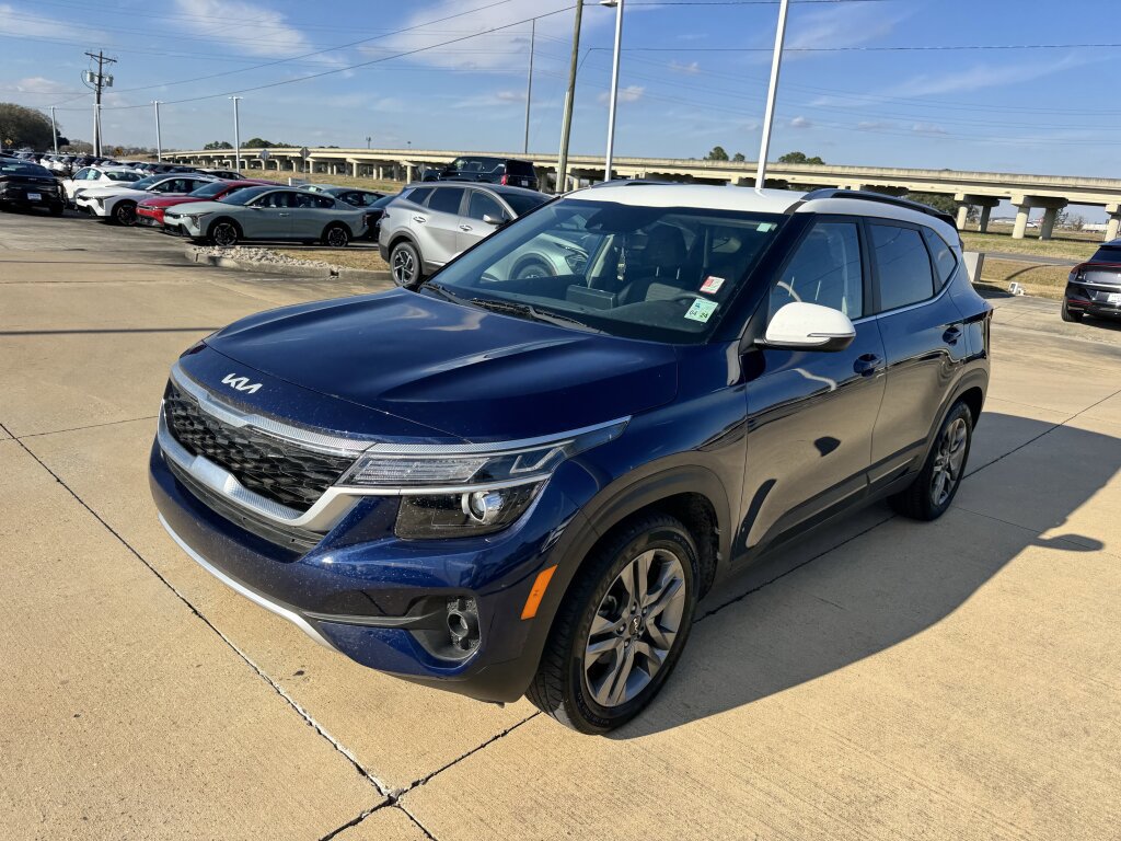 Used 2022 Kia Seltos S image 3