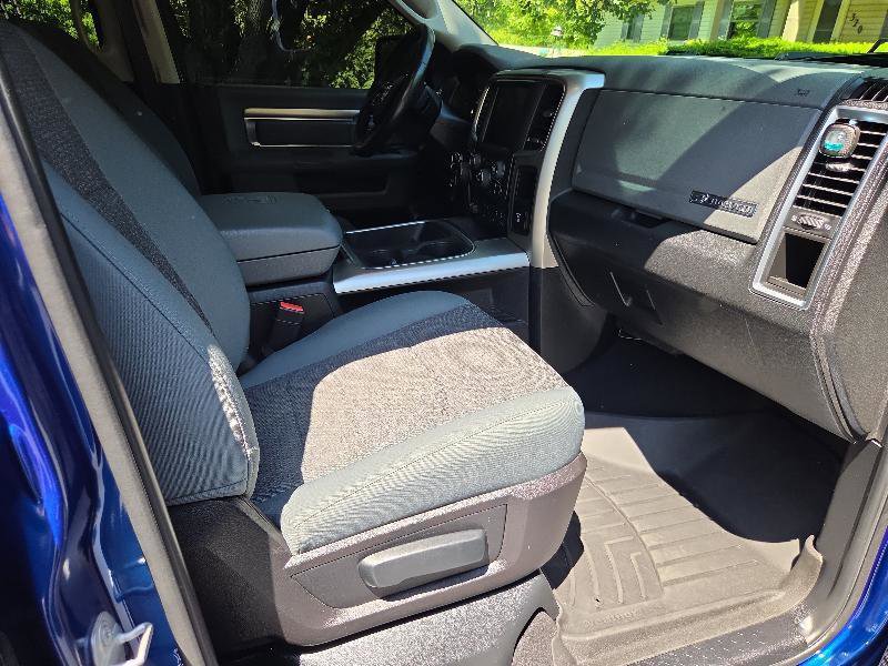 Used 2016 RAM 1500 Big Horn AWD/4WD image 9