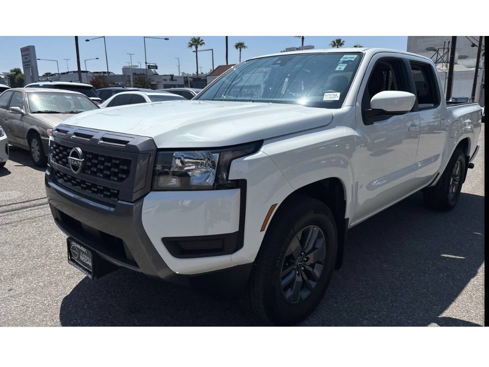 Certified 2025 Nissan Frontier SV RWD image 2