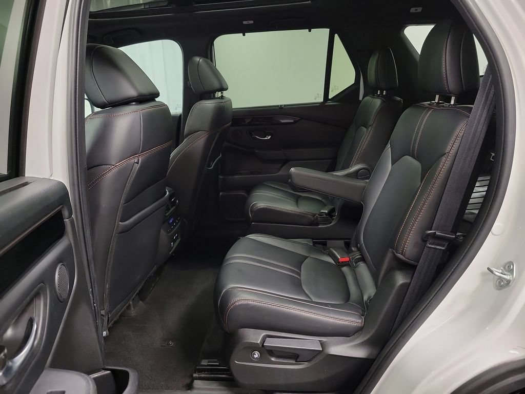Used 2023 Honda Pilot TrailSport image 26