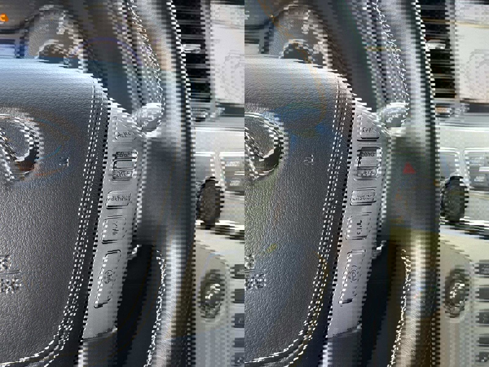 Used 2019 INFINITI QX80 Limited image 31