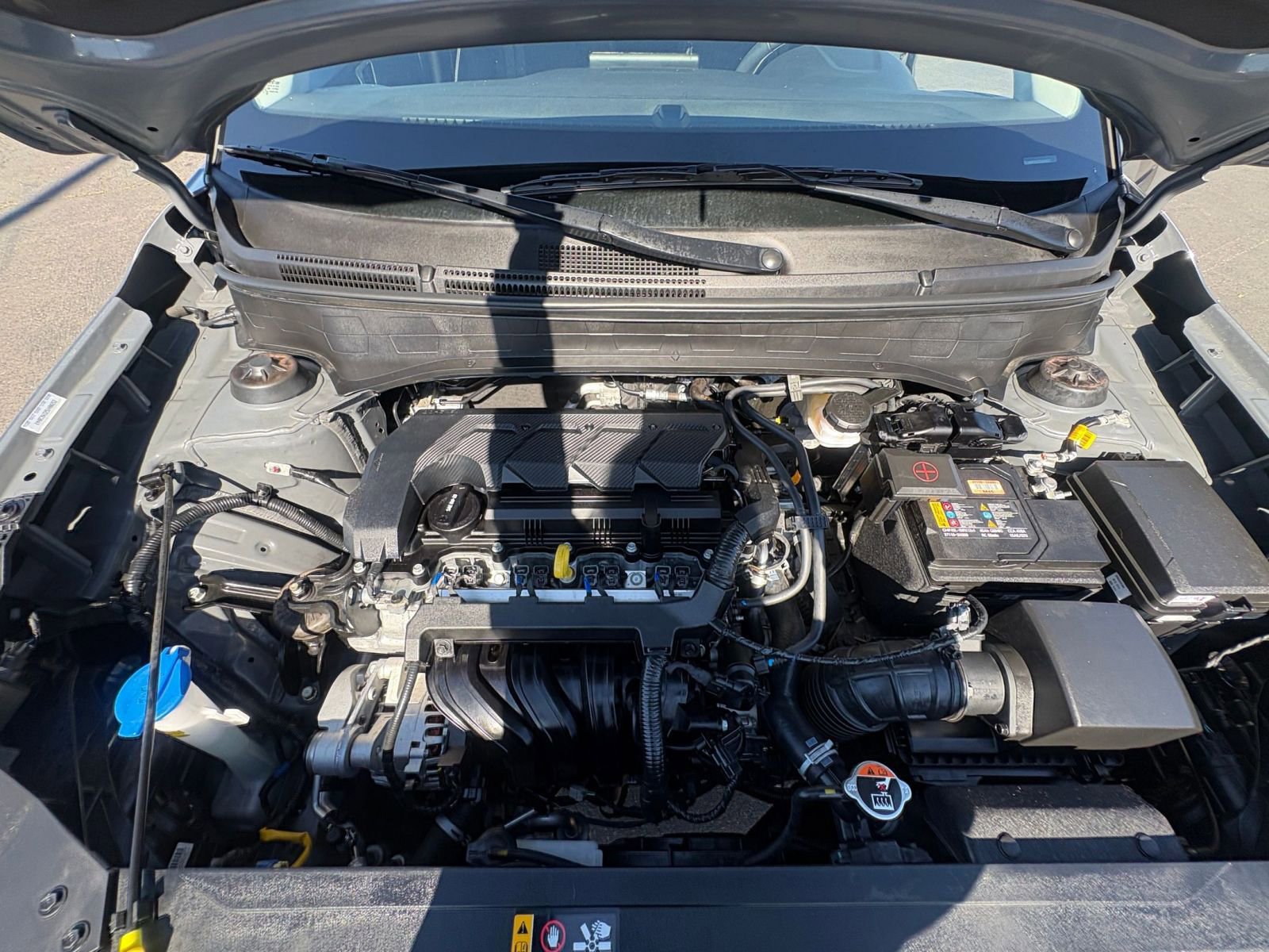 Used 2025 Hyundai Venue SEL image 32