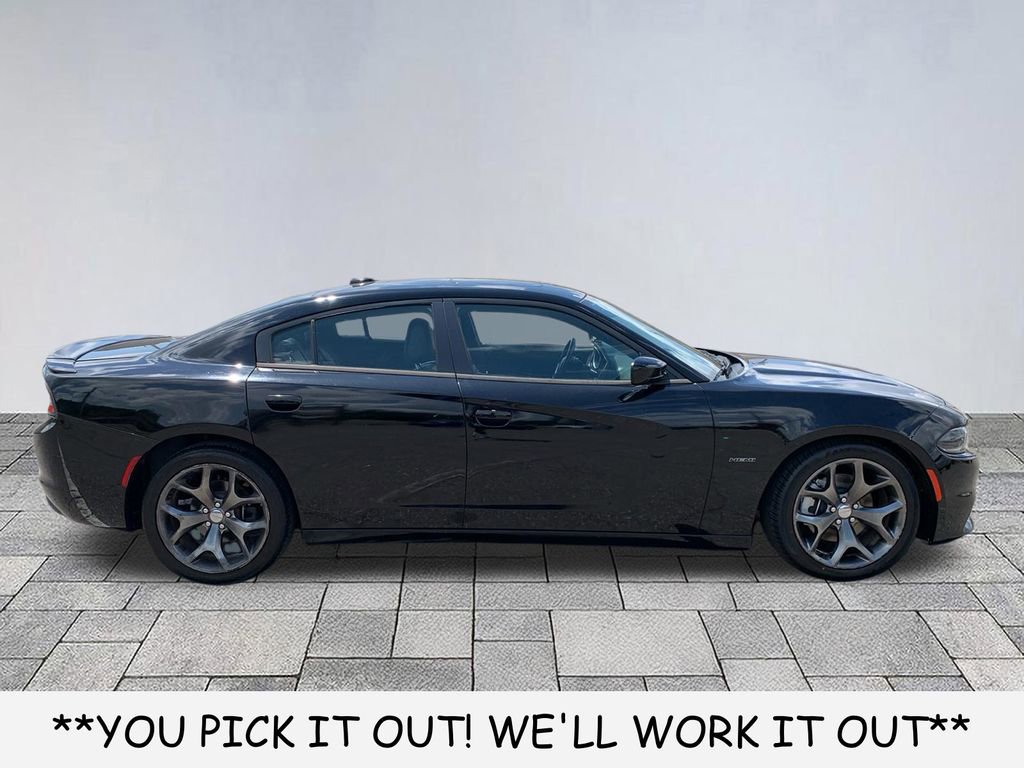 Used 2015 Dodge Charger R/T w/ Plus Group RWD image 8