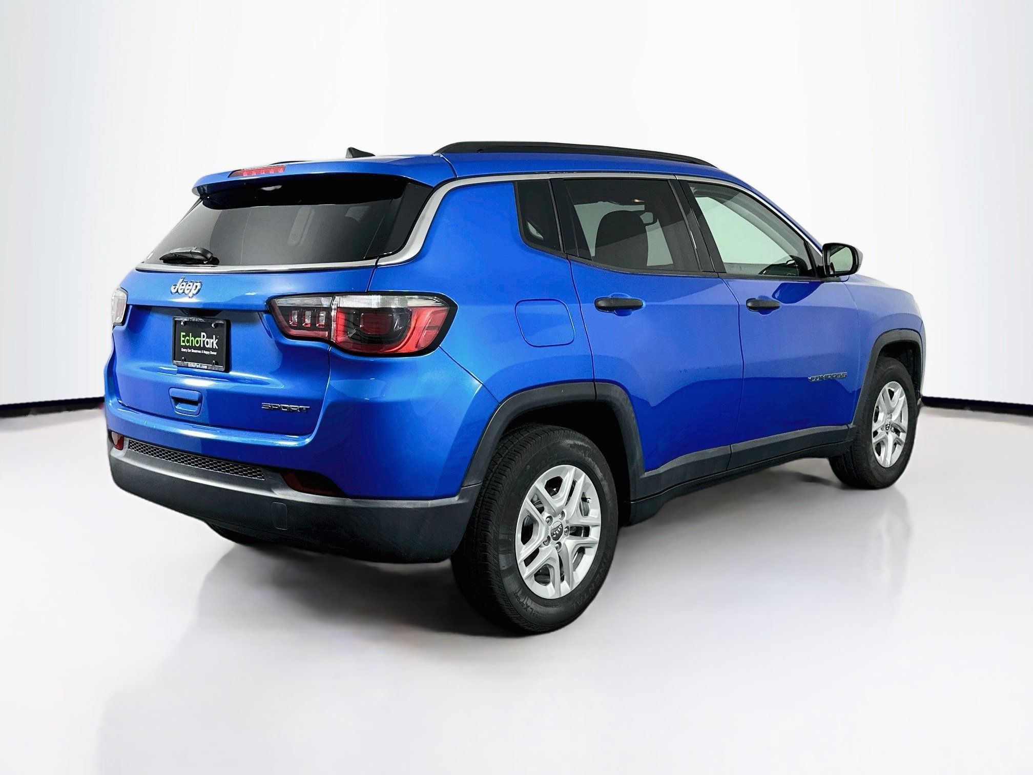 Used 2019 Jeep Compass Sport FWD image 9