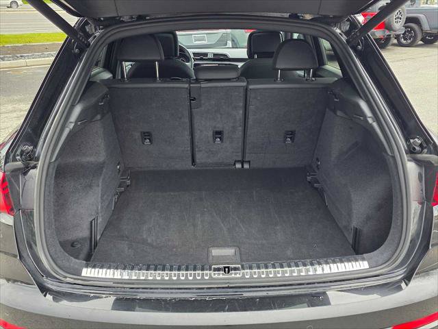 Used 2025 Audi Q3 2.0T Premium AWD/4WD image 13