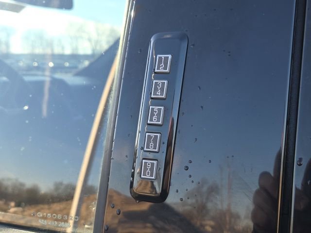 Used 2015 Ford F150 XLT w/ Equipment Group 302A Luxury image 19