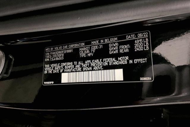 Certified 2023 Volvo XC40 B4 Plus w/ Driver Assist Package FWD image 38