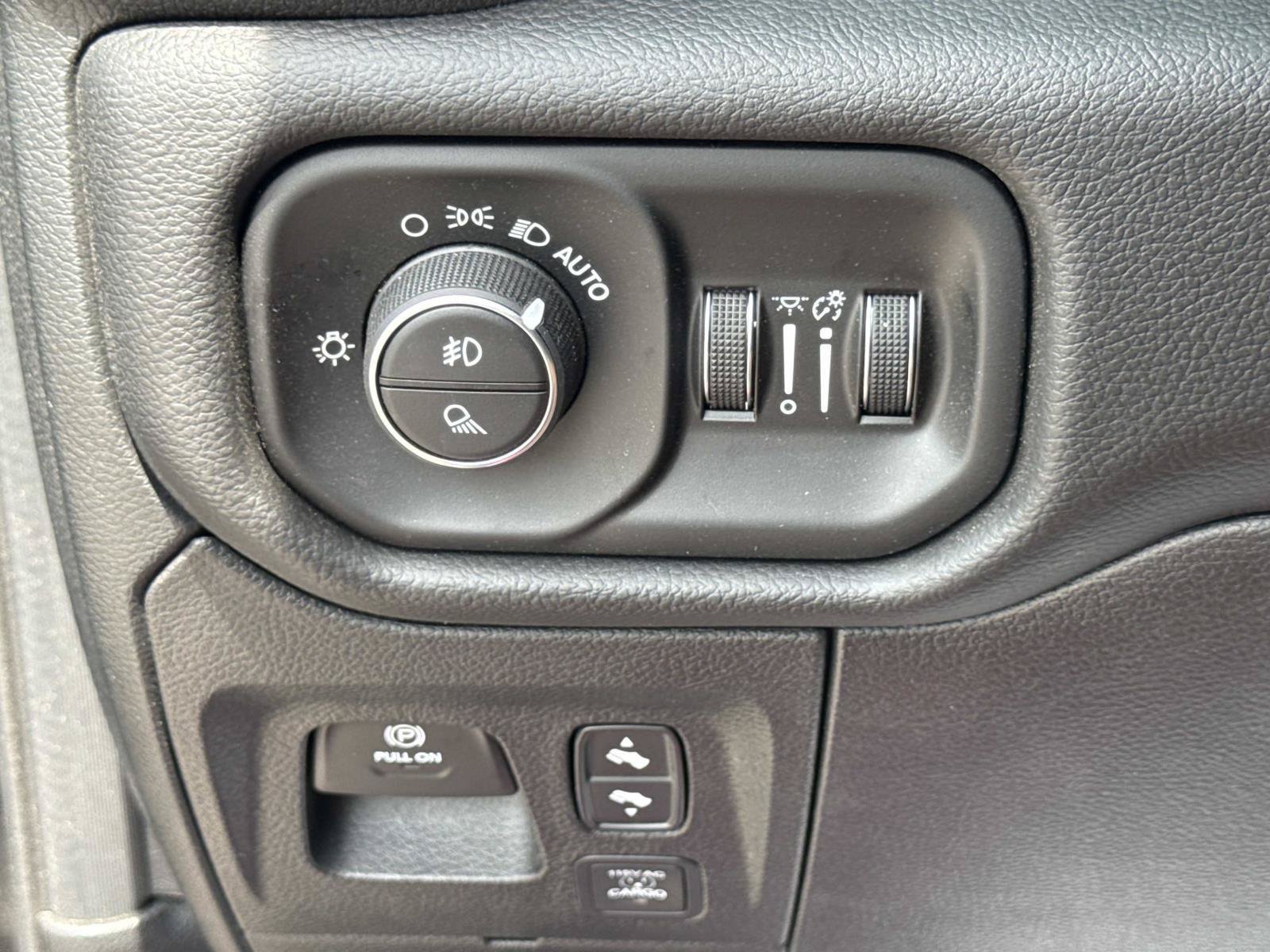 New 2026 RAM 1500 Big Horn AWD/4WD image 19