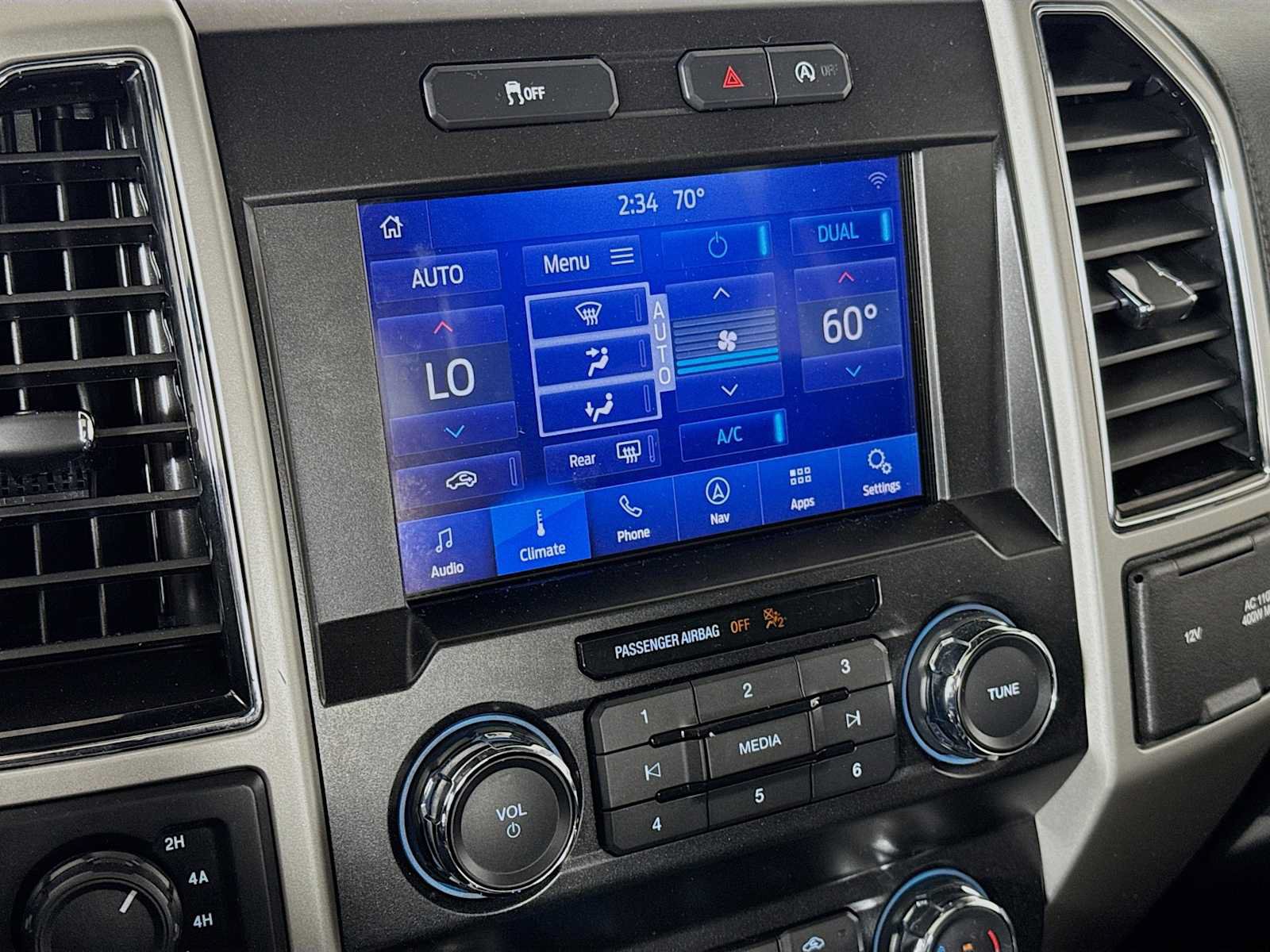 Used 2019 Ford F150 Lariat w/ Equipment Group 501A Mid AWD/4WD image 17