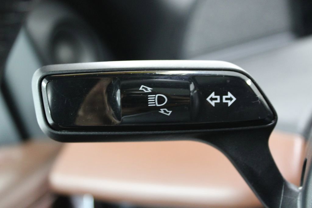 Used 2025 Lincoln Navigator Reserve image 52