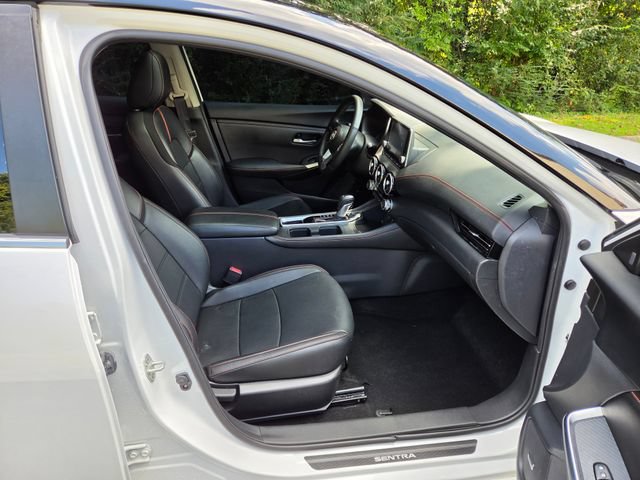 Used 2024 Nissan Sentra SR w/ SR Premium Package FWD image 24