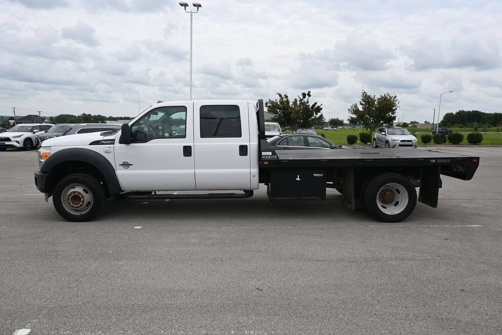 Used 2014 Ford F550 2WD Crew Cab Super Duty image 3