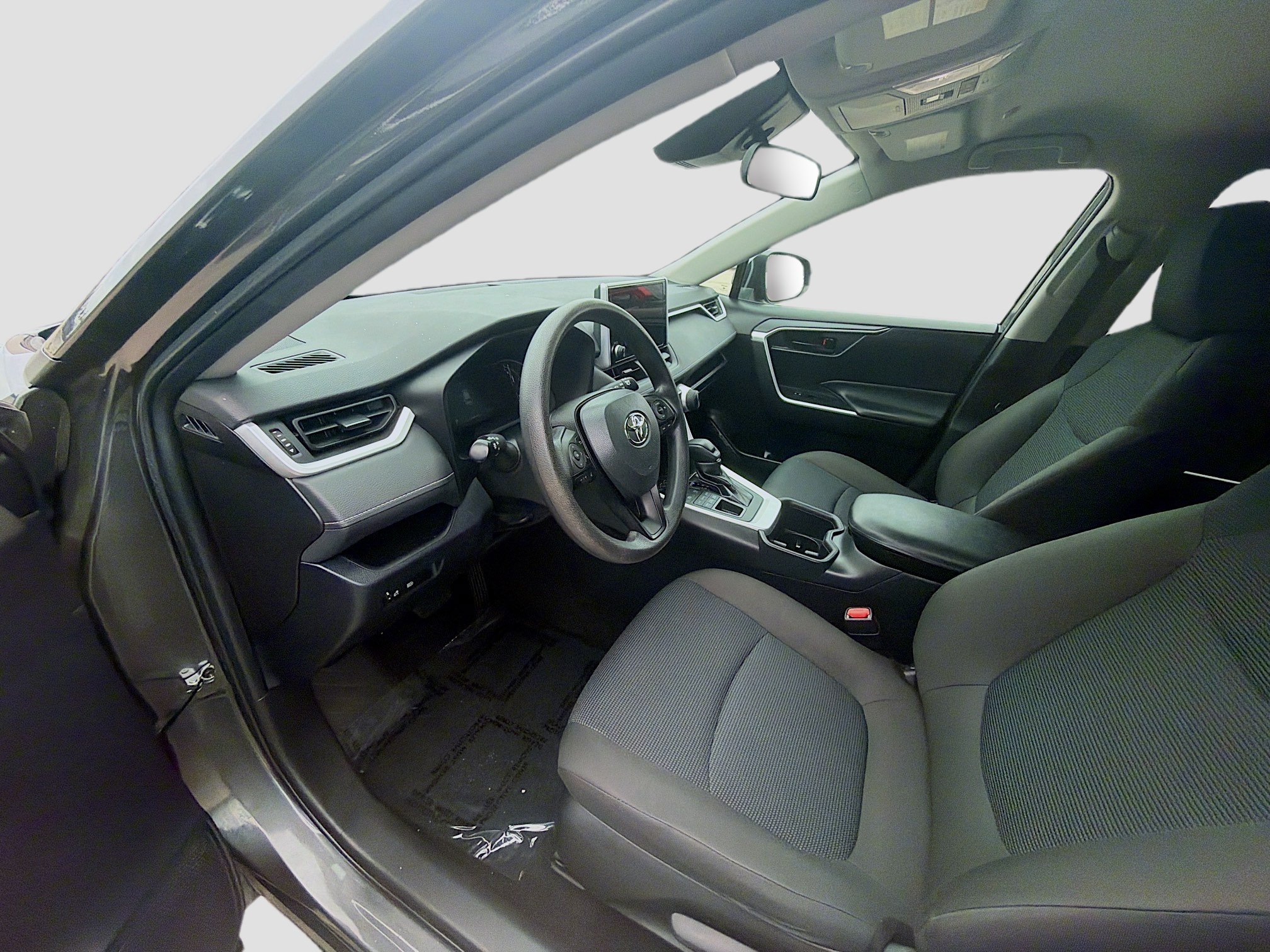Used 2023 Toyota RAV4 LE AWD/4WD image 9