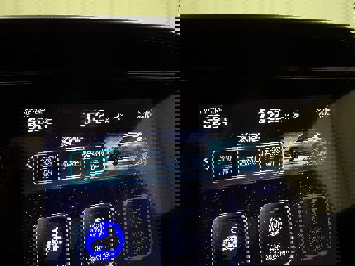 Used 2024 Subaru Crosstrek 2.5i Sport image 28