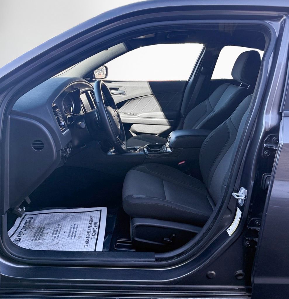 Used 2021 Dodge Charger SXT w/ Driver Convenience Group image 12