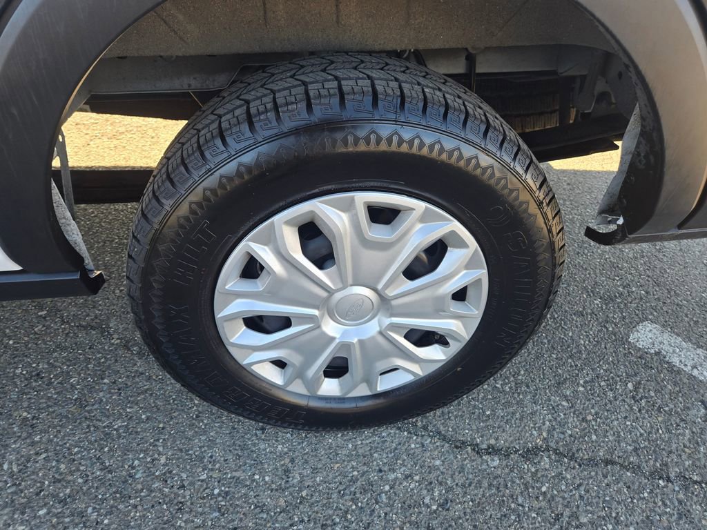 Used 2024 Ford Transit 350 XLT image 9