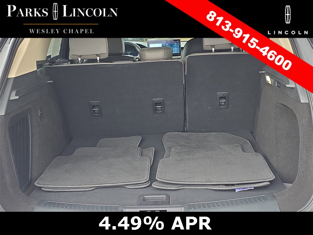 Certified 2023 Lincoln Corsair FWD w/ Equipment Group 101A image 8