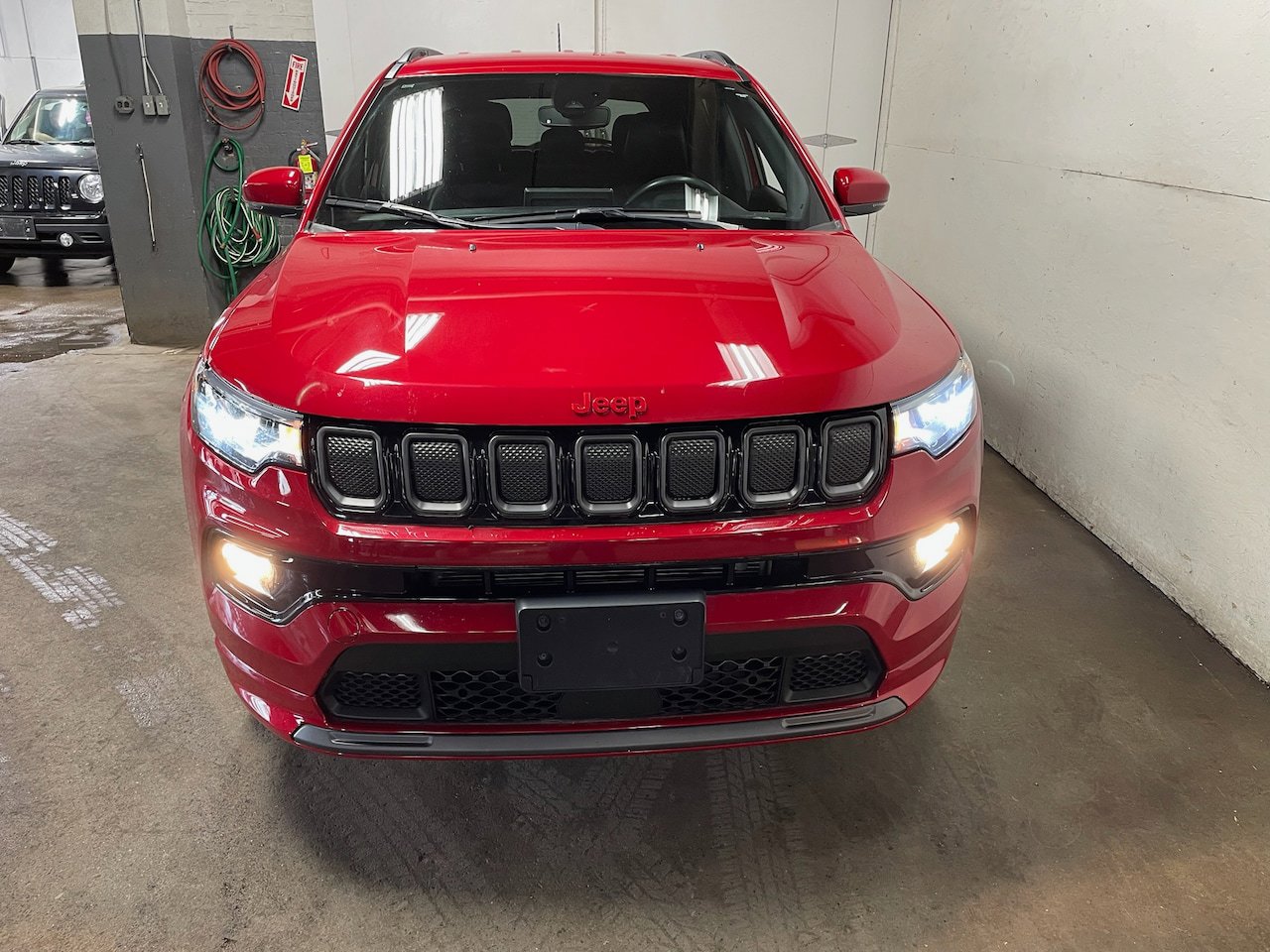 Used 2022 Jeep Compass Limited image 5