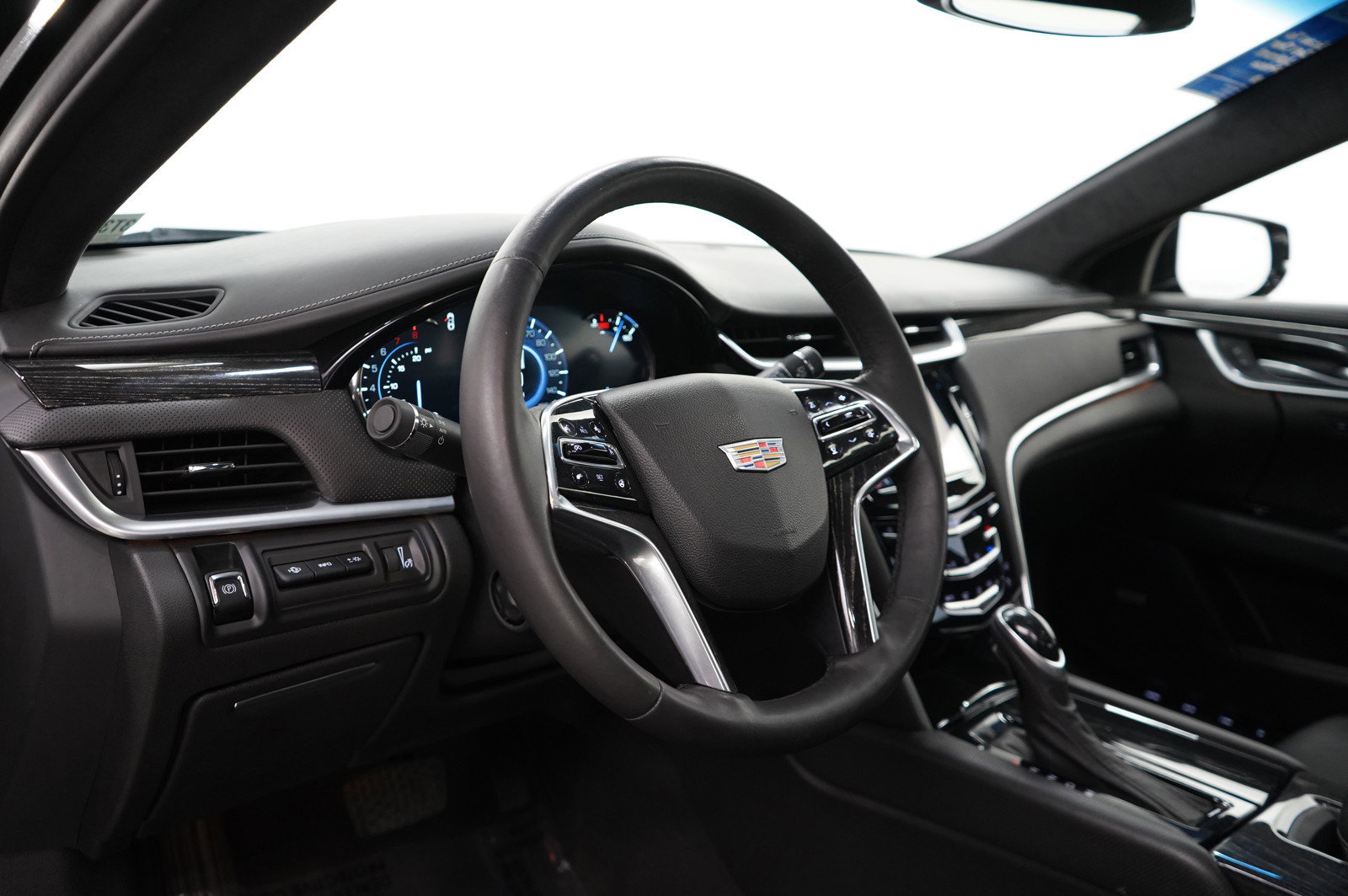 Used 2018 Cadillac XTS Vsport Platinum image 19