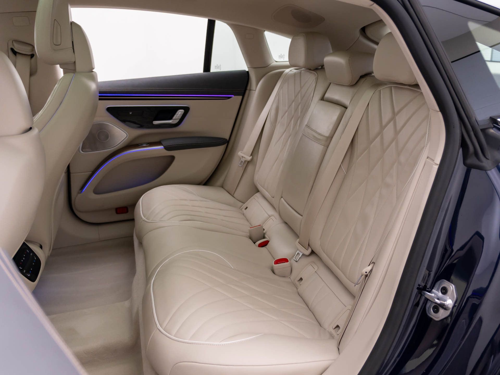 Used 2023 Mercedes-Benz EQS 580 4MATIC Sedan image 21