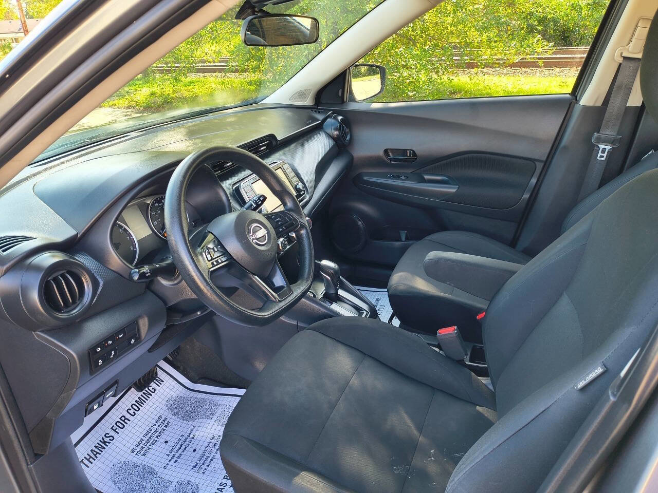 Used 2023 Nissan Kicks S image 3