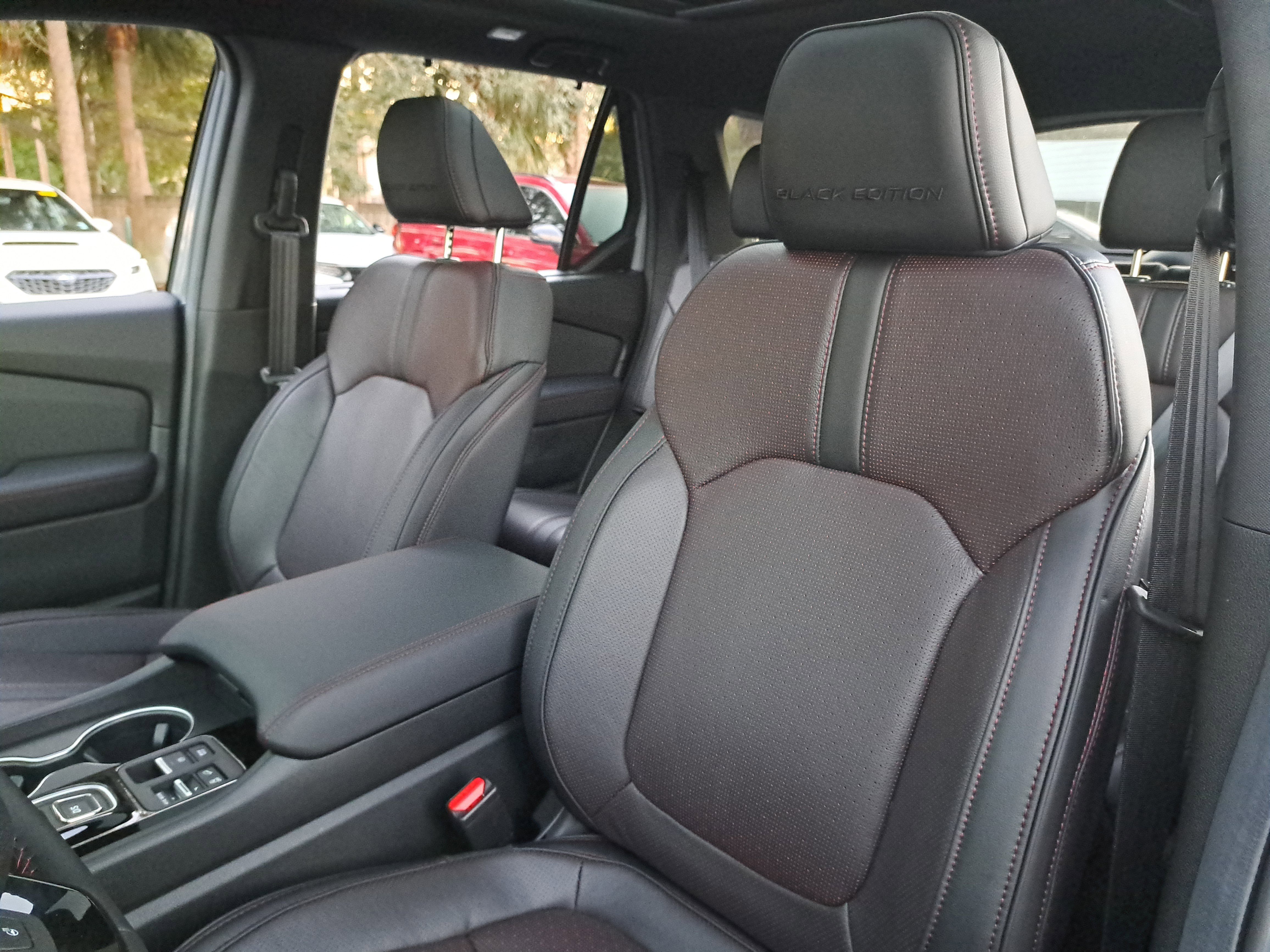 New 2025 Honda Pilot Black Edition image 18