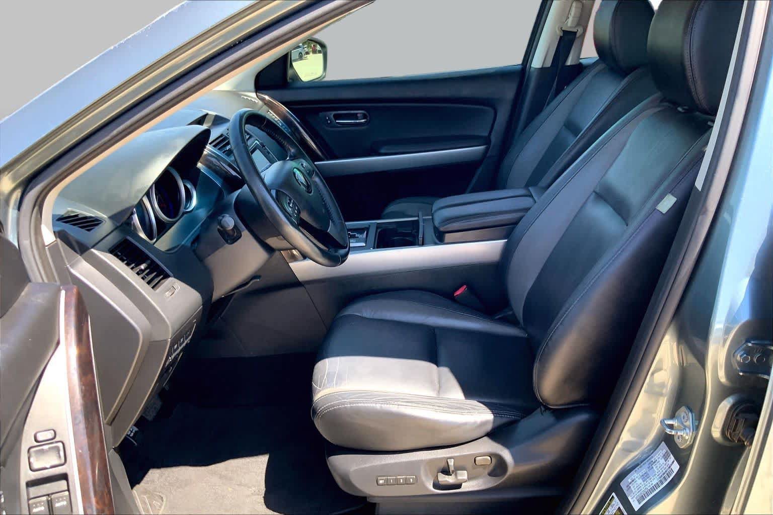 Used 2012 MAZDA CX-9 Grand Touring w/ Moonroof & Bose Audio Pkg FWD image 7