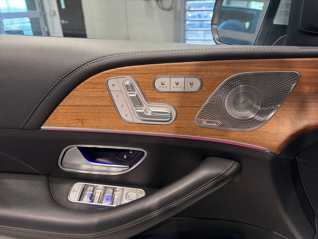 Used 2022 Mercedes-Benz GLE 450 4MATIC w/ AMG Line Exterior image 13