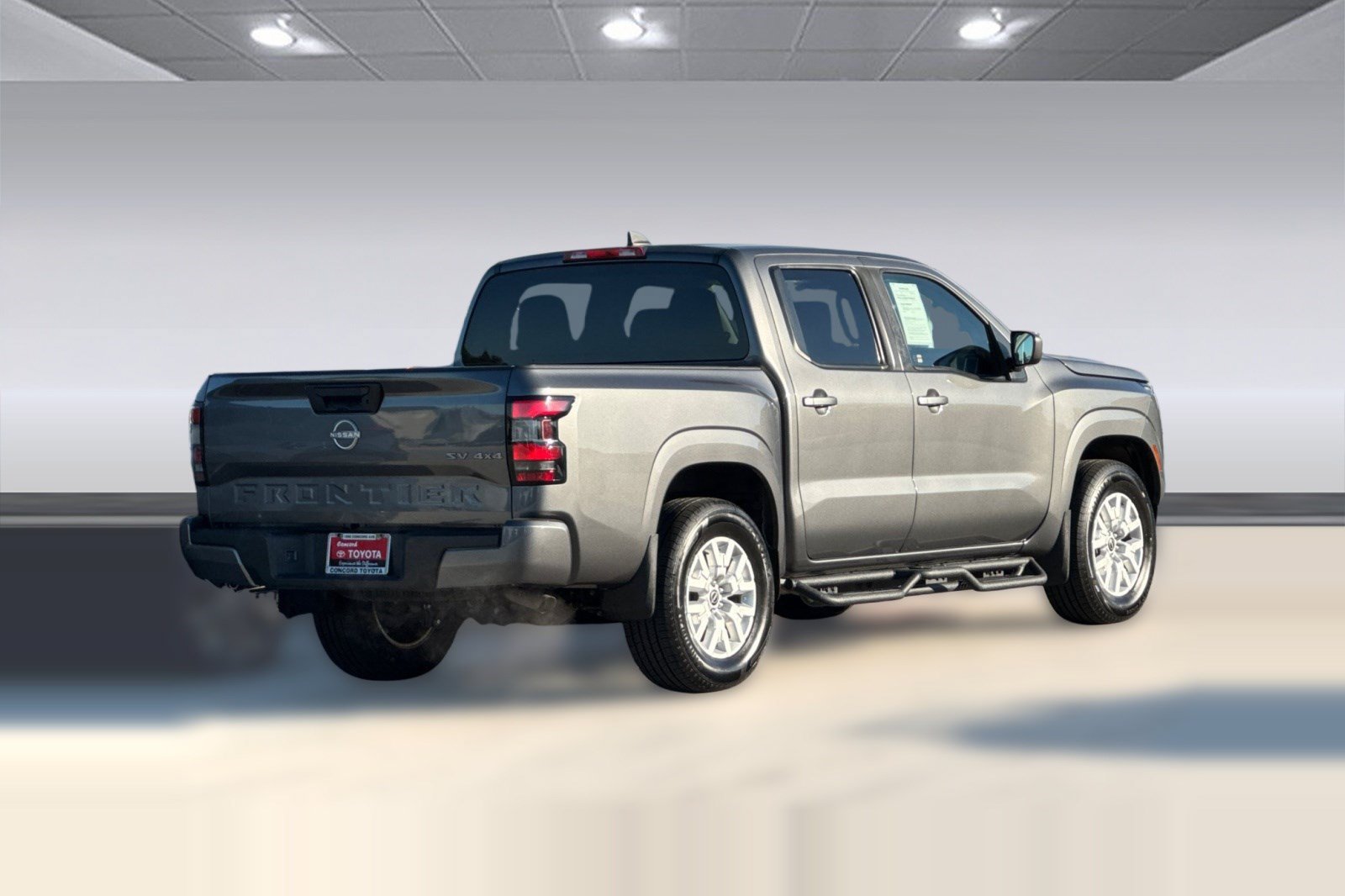 Used 2022 Nissan Frontier SV AWD/4WD image 9