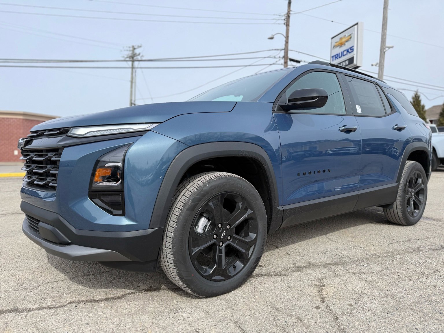 New 2026 Chevrolet Equinox LT w/ Convenience Package II image 2