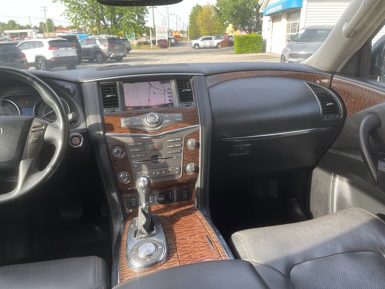 Used 2018 Nissan Armada SV w/ Driver Package RWD image 28