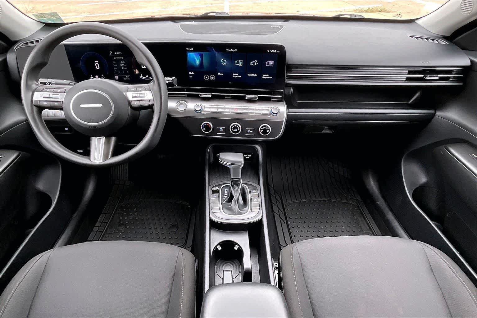 Used 2024 Hyundai Kona SE AWD/4WD image 10