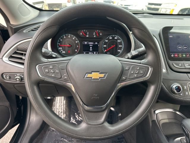 Used 2025 Chevrolet Malibu LT image 15