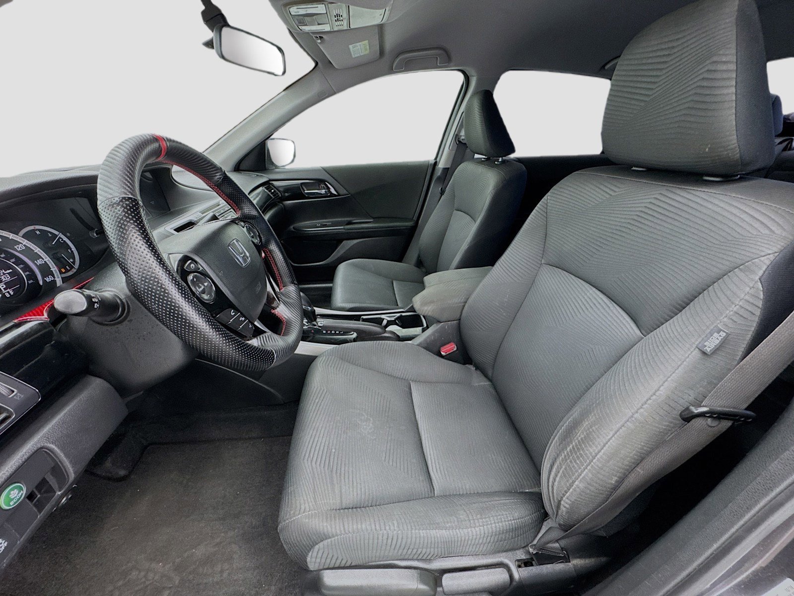 Used 2017 Honda Accord LX image 13