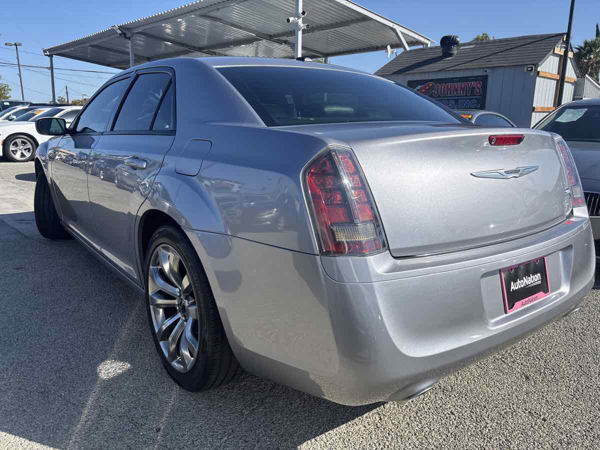 Used 2014 Chrysler 300 S w/ Light Group image 2