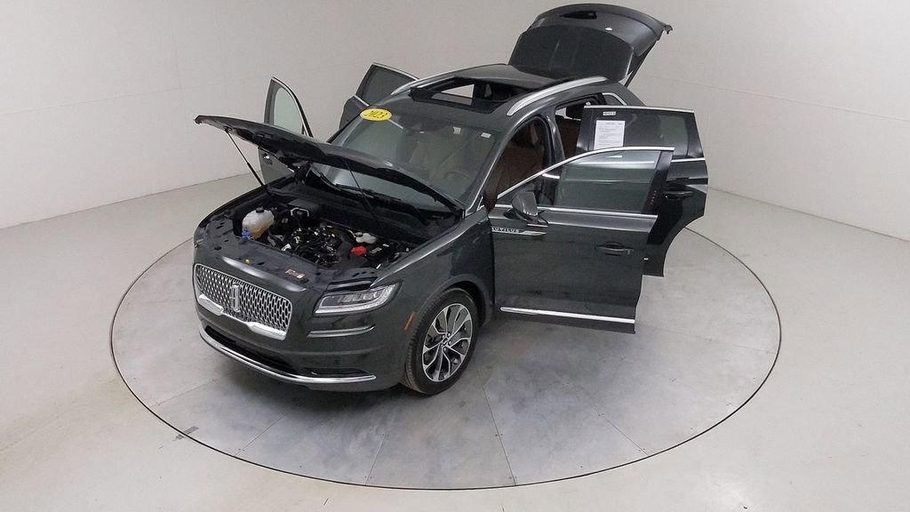Used 2023 Lincoln Nautilus Reserve w/ Luxury Package image 44